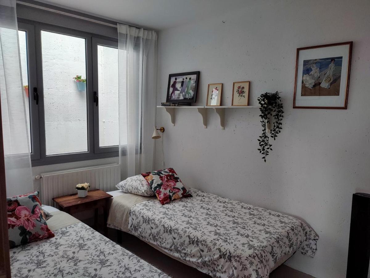 Casa De Babel Bed & Breakfast กูดีเยโร ภายนอก รูปภาพ
